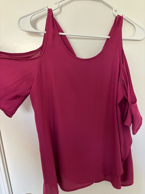 Lush Tops - Lush Fuchsia Flutter Sleeve Blouse